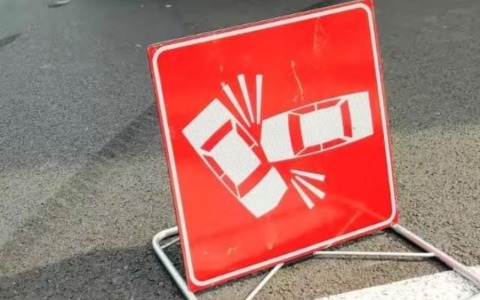 Incidente stradale notturno coinvolge un uomo di 58 anni