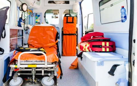 Sbarco di 50 migranti a Carrara: nuova fase di accoglienza