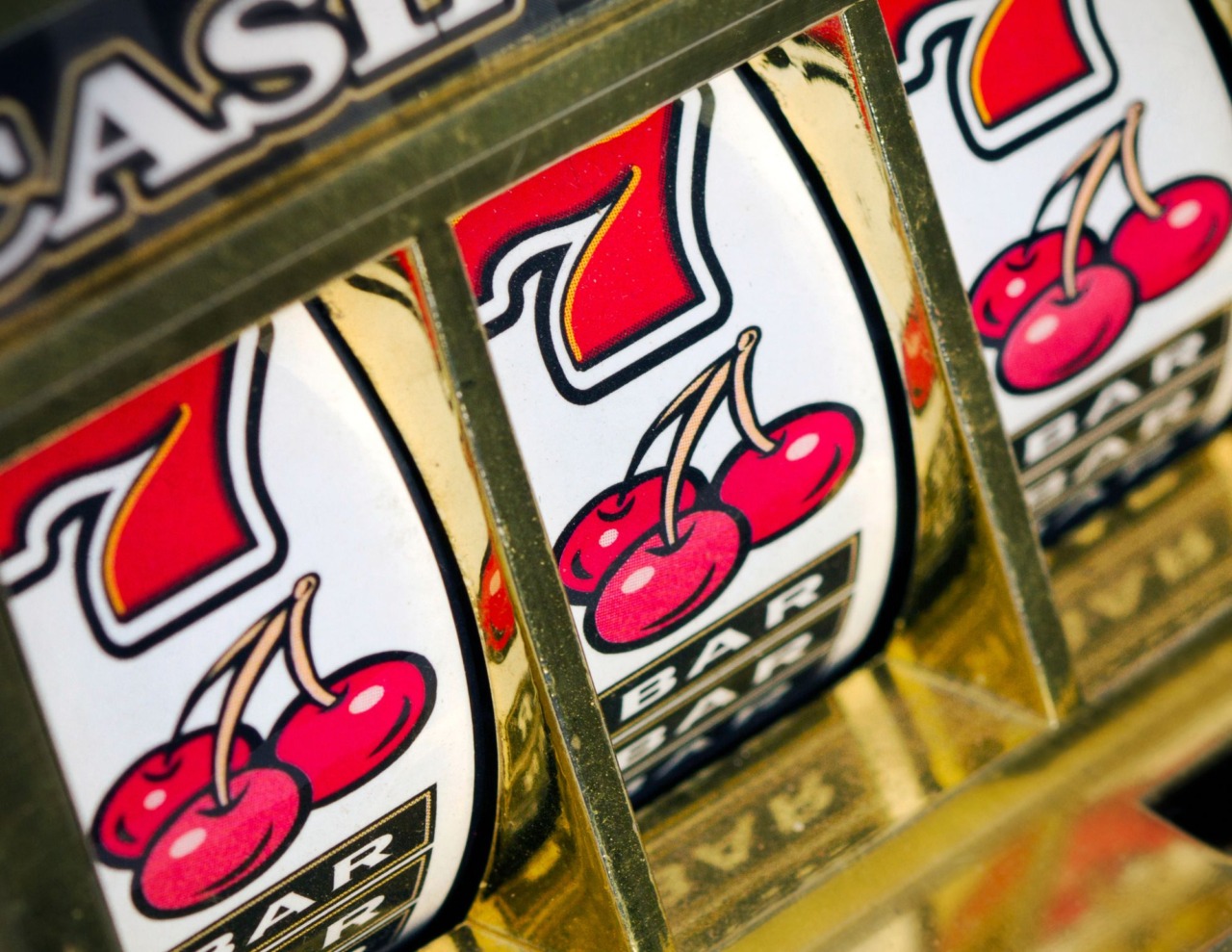 Gioco d’azzardo, oltre 500 milioni spesi in un anno